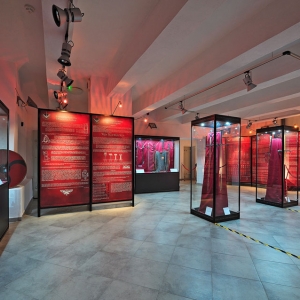 Premiera wystawy miała miejsce 17 lutego 2012 r. w Muzeum Techniki i Komunikacji w Szczecinie